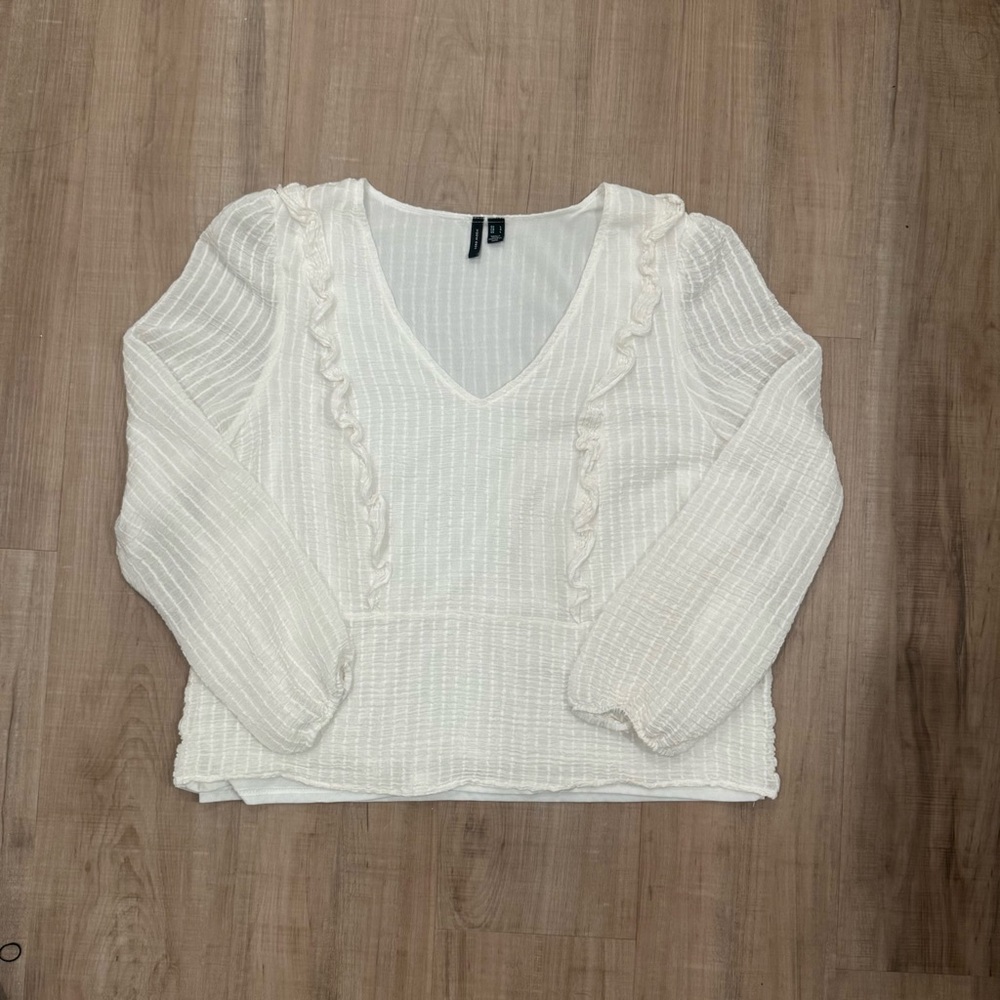 Vero Moda Cream Textured V-Neck Ruffle Long Sleeve Top